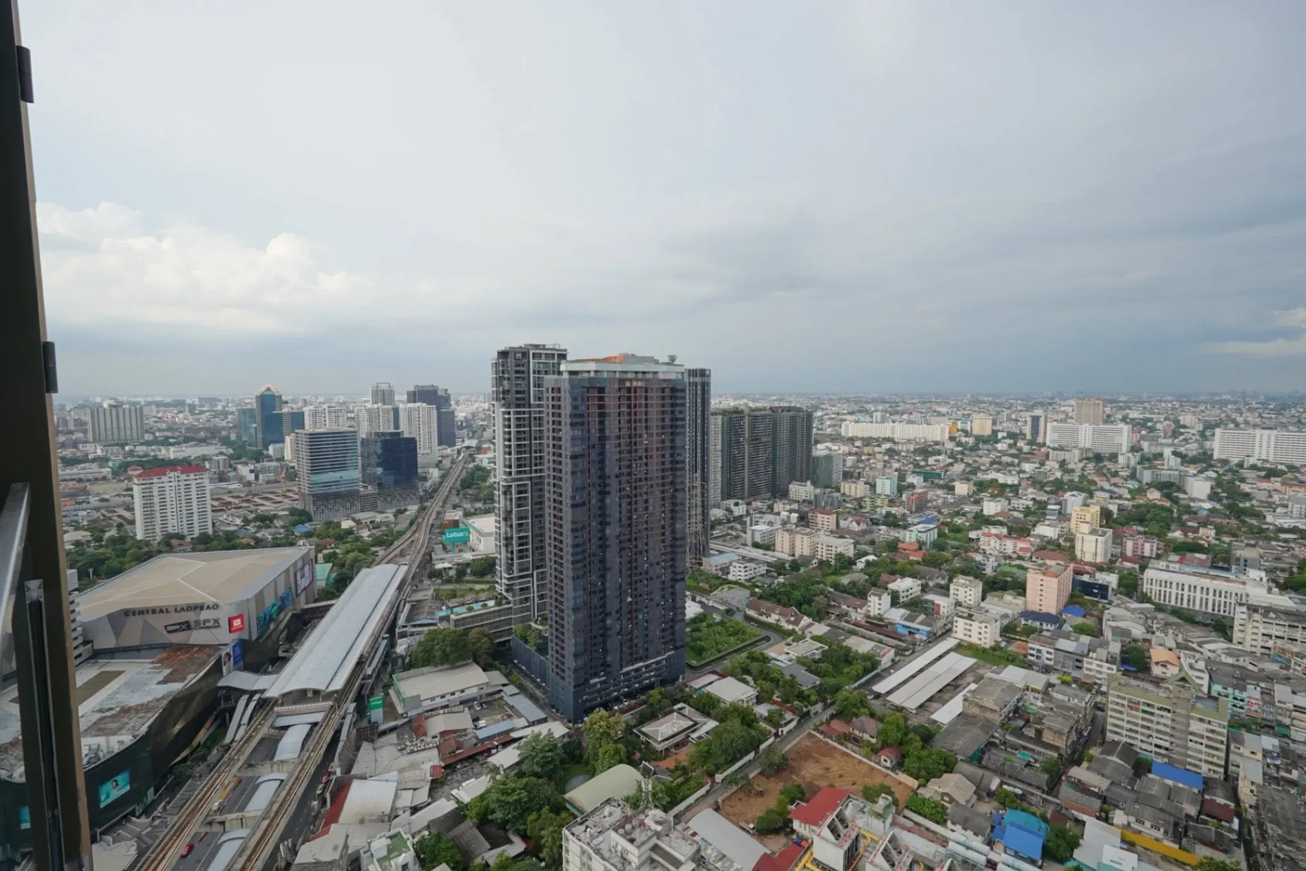 Аренда Кондо - 🌟 [ให้เช่า] คอนโดวิวเมือง ชั้นสูง ส่วนตัวที่สุด | The Crest Park Residences Недвижимость Ха-Йек Латпхрао • Бангкок - Image 8