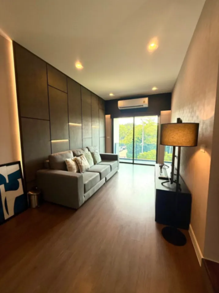 Rent Single House - [ให้เช่า] ✨ บ้านเดี่ยวหรูพร้อมอยู่ ✨ เศรษฐสิริ กรุงเทพกรีฑา 2 📍 ทำเลศักยภาพ ใกล้สวนส่วนกลาง บรรยากาศร่มรื่นเป็นส่วนตัว 🌳🍃 Properties Krungthep Kreetha • Bangkok - Image 4