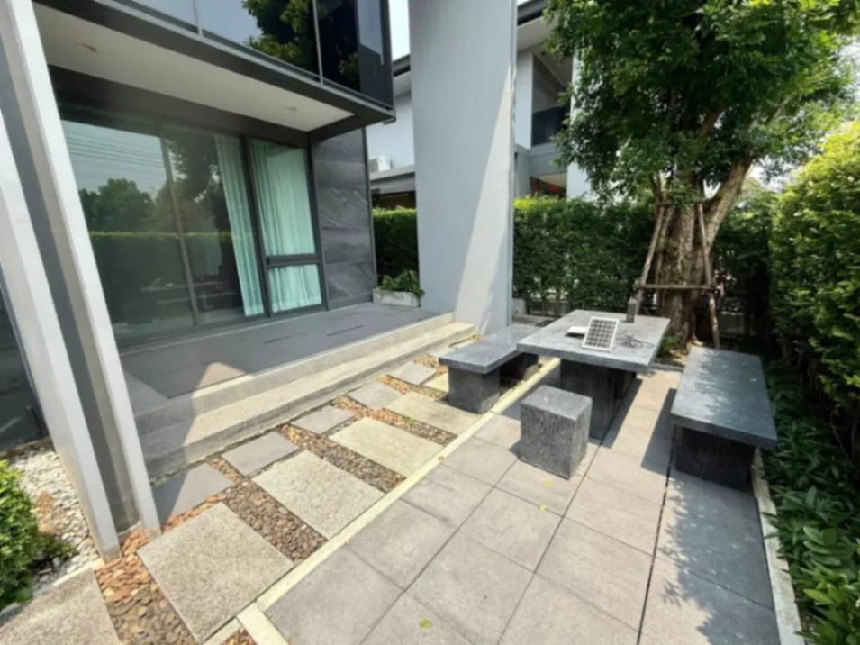 Rent Single House - [ให้เช่า] ✨ บ้านเดี่ยวหรูพร้อมอยู่ ✨ เศรษฐสิริ กรุงเทพกรีฑา 2 📍 ทำเลศักยภาพ ใกล้สวนส่วนกลาง บรรยากาศร่มรื่นเป็นส่วนตัว 🌳🍃 Properties Krungthep Kreetha • Bangkok - Image 19