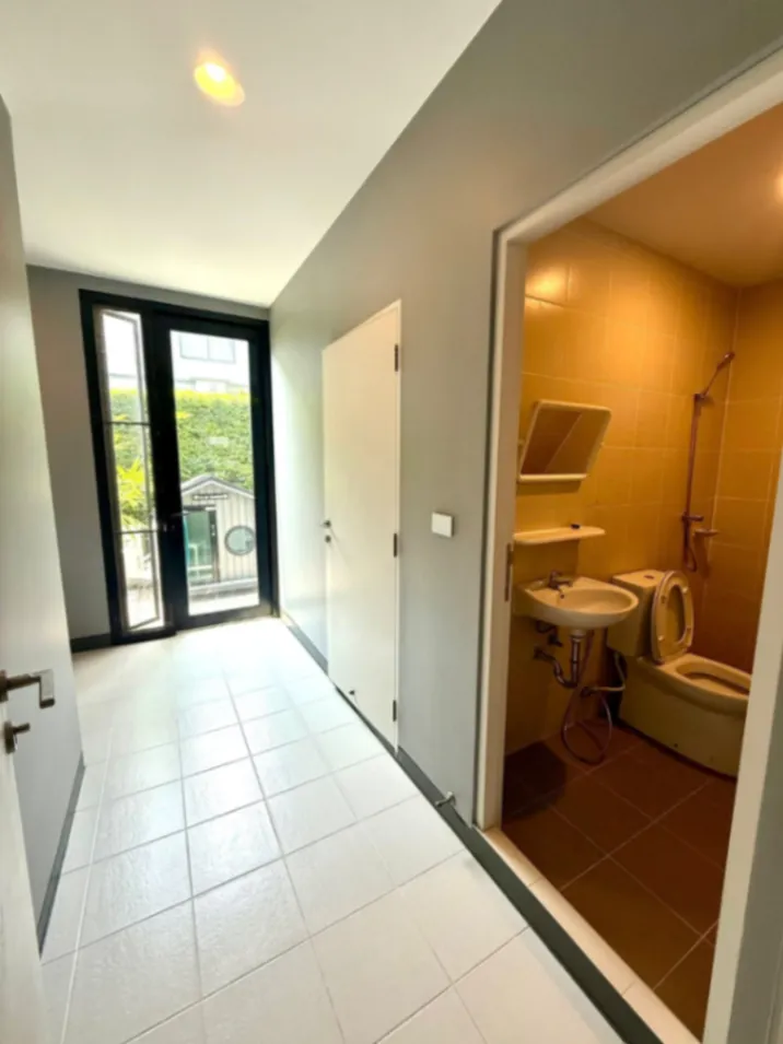 Rent Single House - [ให้เช่า] ✨ บ้านเดี่ยวหรูพร้อมอยู่ ✨ เศรษฐสิริ กรุงเทพกรีฑา 2 📍 ทำเลศักยภาพ ใกล้สวนส่วนกลาง บรรยากาศร่มรื่นเป็นส่วนตัว 🌳🍃 Properties Krungthep Kreetha • Bangkok - Image 17