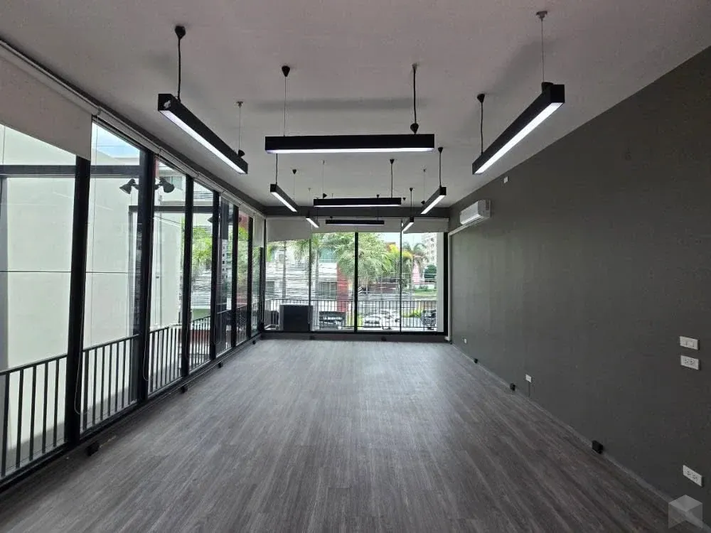 Rent Office Space - 🌟 ให้เช่าโฮมออฟฟิศพร้อมใช้งาน ทำเลทองรัชดา–พระราม 9 | THE PENTAS 🏙️✨ Properties Rama 9 • Bangkok - Image 6