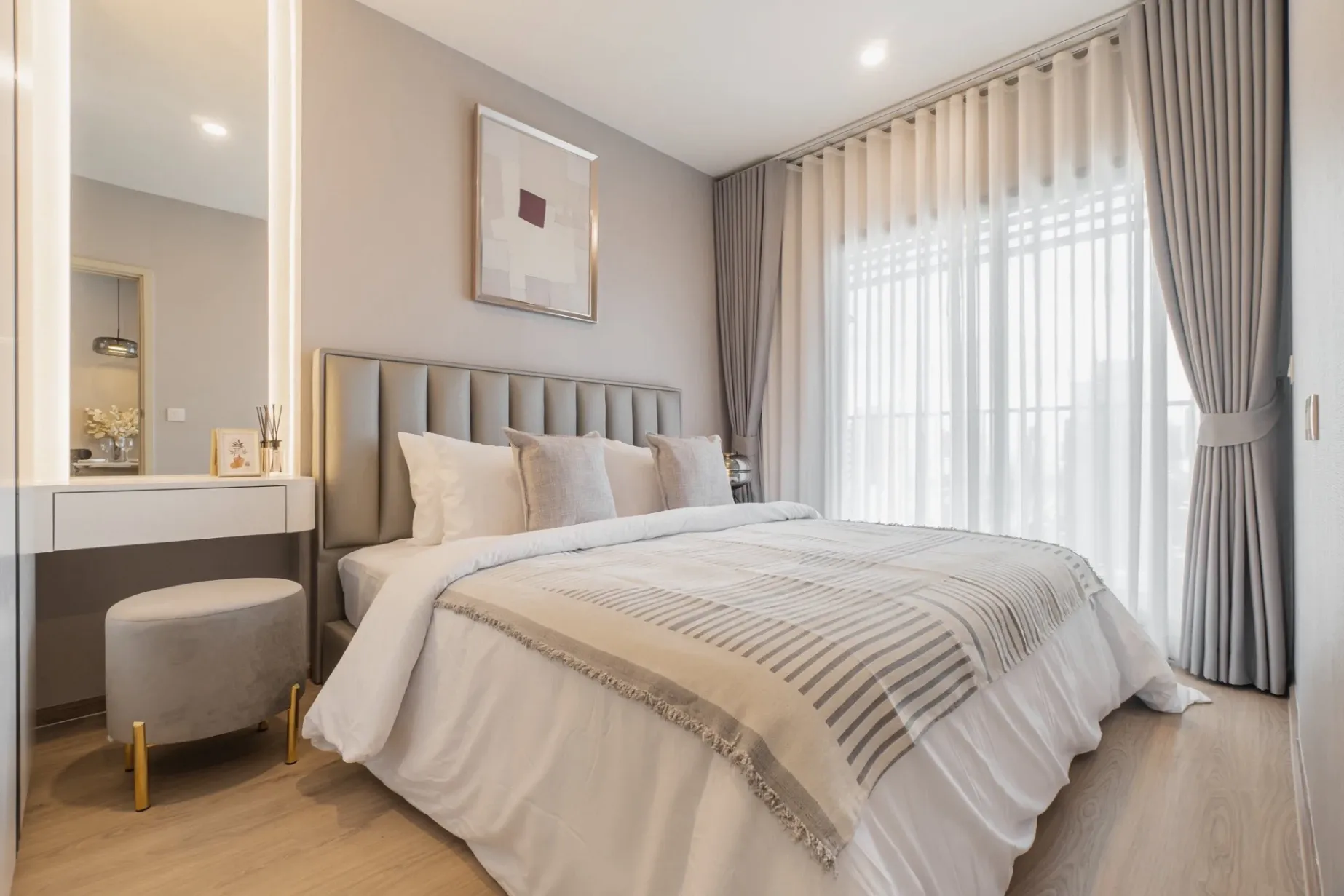 Rent Condo - 🌟 [ให้เช่า] คอนโดห้องใหม่แกะกล่อง ชั้นสูง วิวสวนเบญจกิติ | LIFE พระราม 4-อโศก Properties Asoke • Bangkok - Image 2