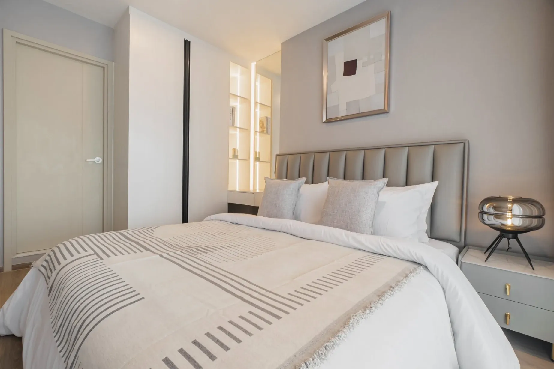 Rent Condo - 🌟 [ให้เช่า] คอนโดห้องใหม่แกะกล่อง ชั้นสูง วิวสวนเบญจกิติ | LIFE พระราม 4-อโศก Properties Asoke • Bangkok - Image 9