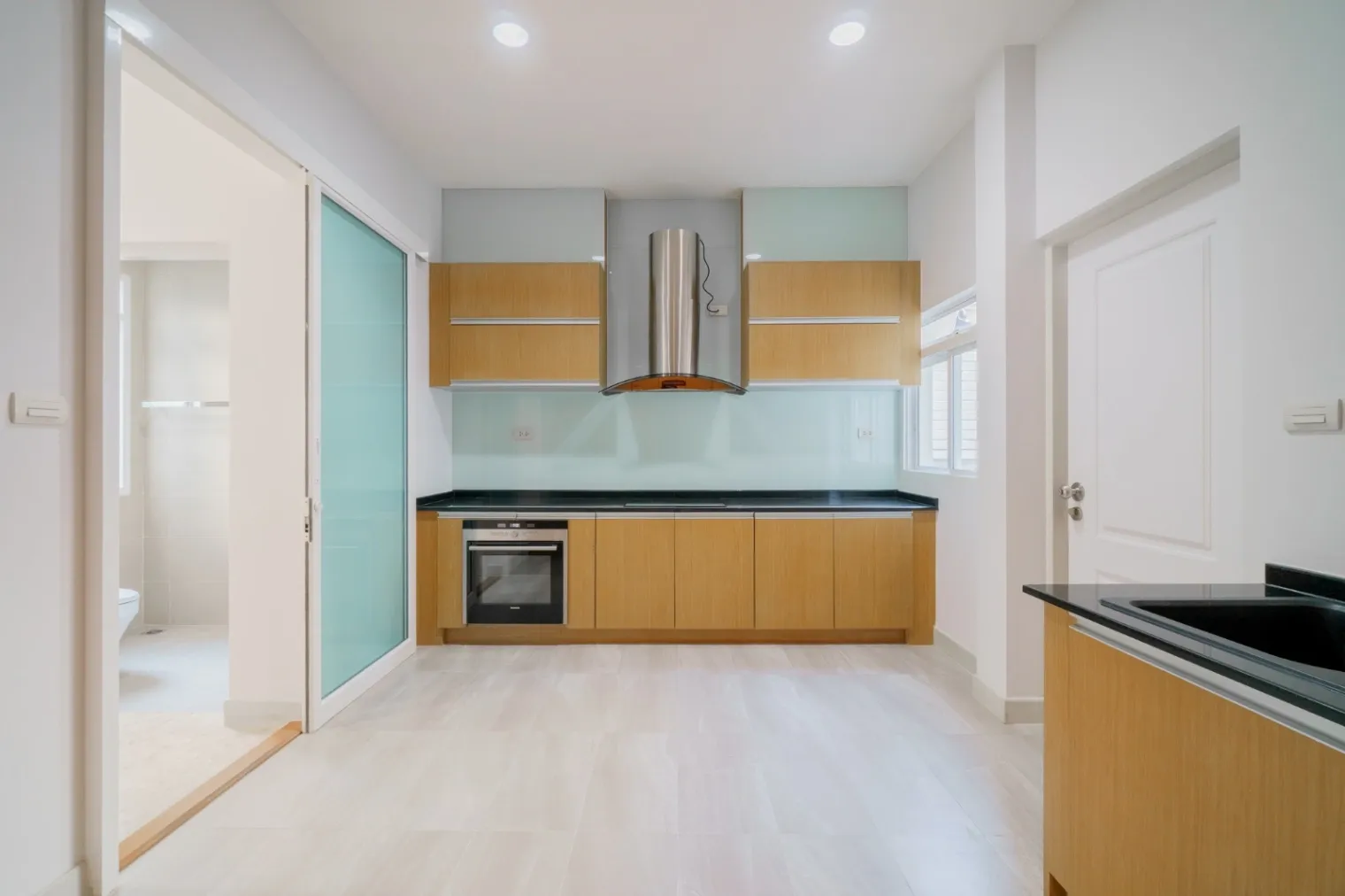 Sale/Rent Single House - หลุดขายด่วน! บ้านหรู 3 ชั้น ติด Wellington College (กรุงเทพกรีฑา) เดินไปเรียนได้เลย สภาพรีโนเวทใหม่เอี่ยม ราคาดีที่สุดในโครงการ! ✨ Properties Krungthep Kreetha • Bangkok - Image 19